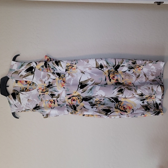 Nina Leonard Abstract U Neck Sleeveless Sheath Dress Cream Gray White Si… - Picture 3 of 12